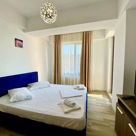 Nikolas Summerland Apartments Apartment