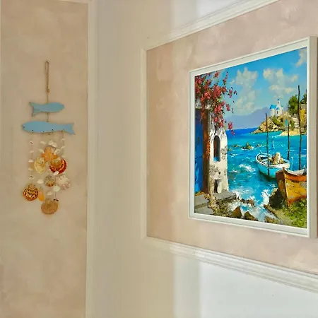 Nikolas Summerland Apartments