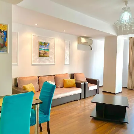 Nikolas Summerland Apartments Apartmán *